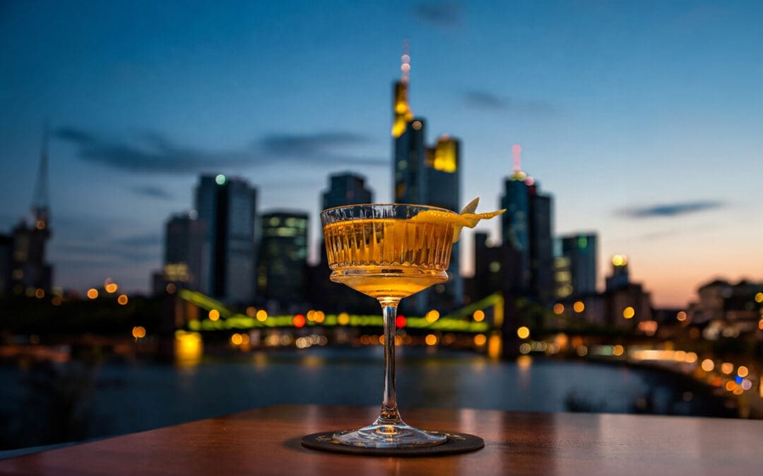 Die besten Bars in Frankfurt am Main: Cocktails und unvergessliche Abende