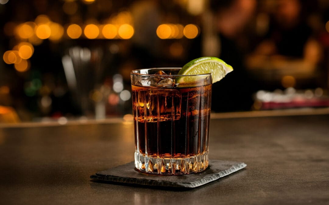Cuba Libre Cocktail Rezept – Der karibische Longdrink mit Cola